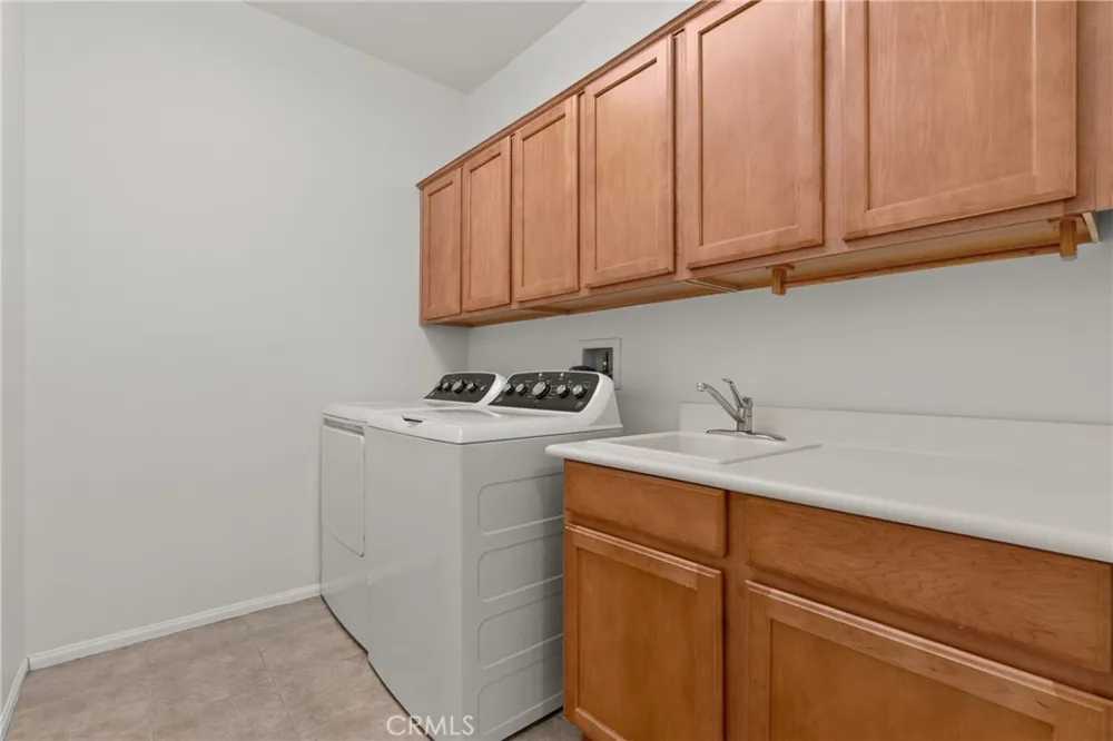 44843 Mariposa Lancaster, CA 93536