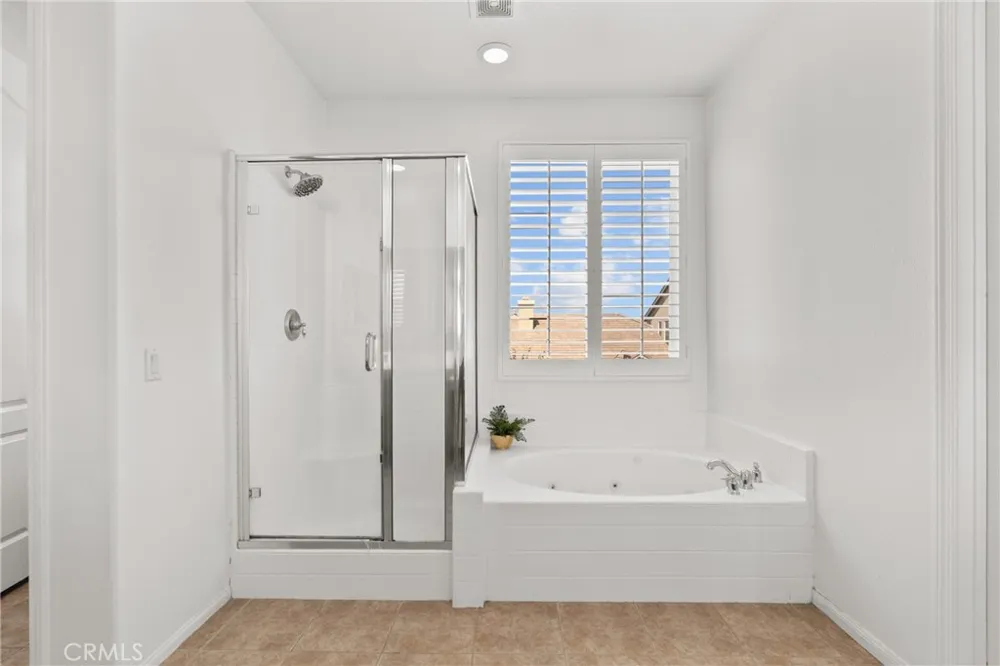 44843 Mariposa Lancaster, CA 93536