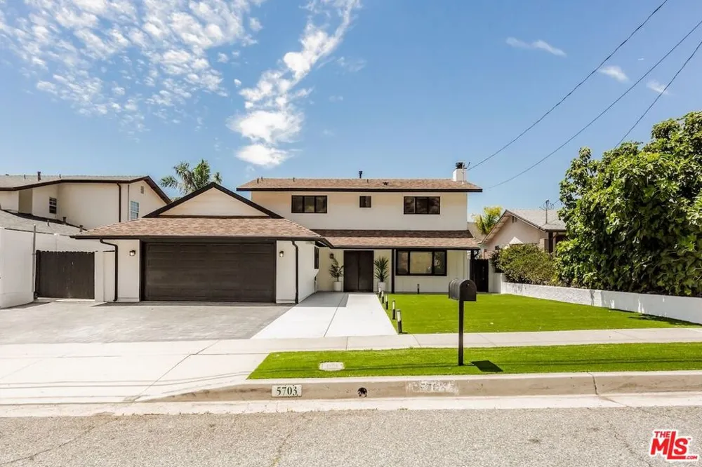 5703 Parkmor Road Calabasas, CA 91302