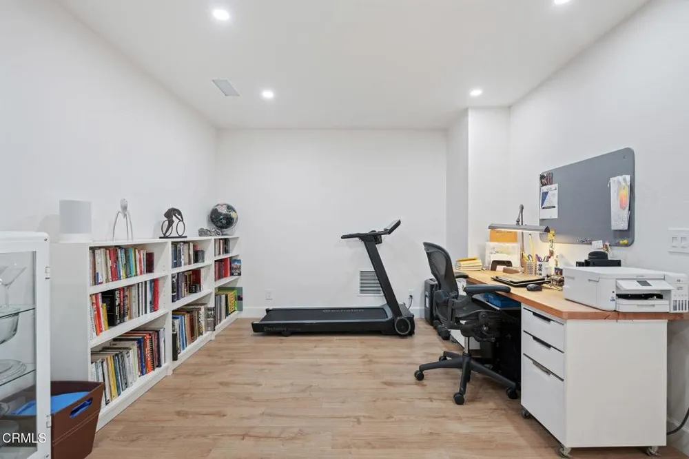 929 Vallecito Drive Ventura, CA 93001