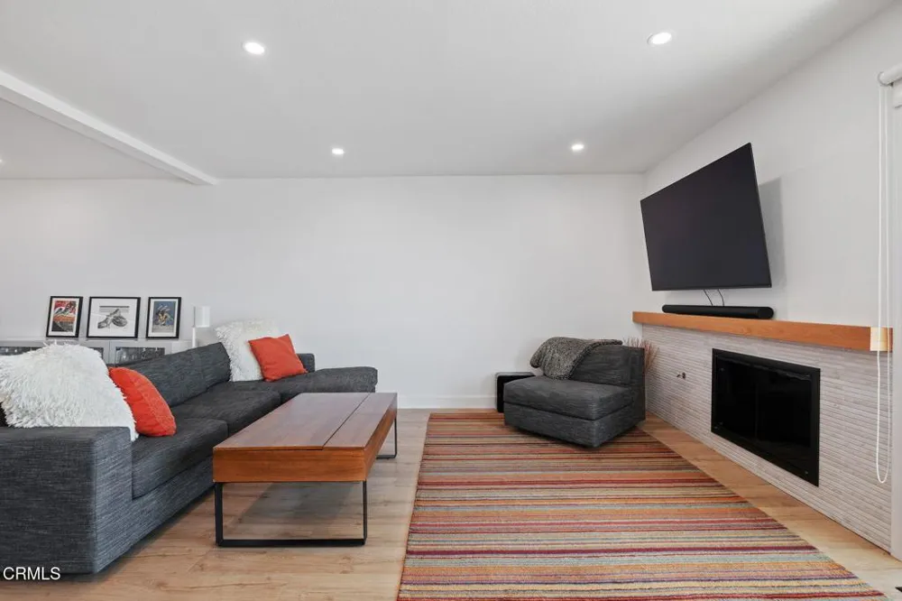 929 Vallecito Drive Ventura, CA 93001