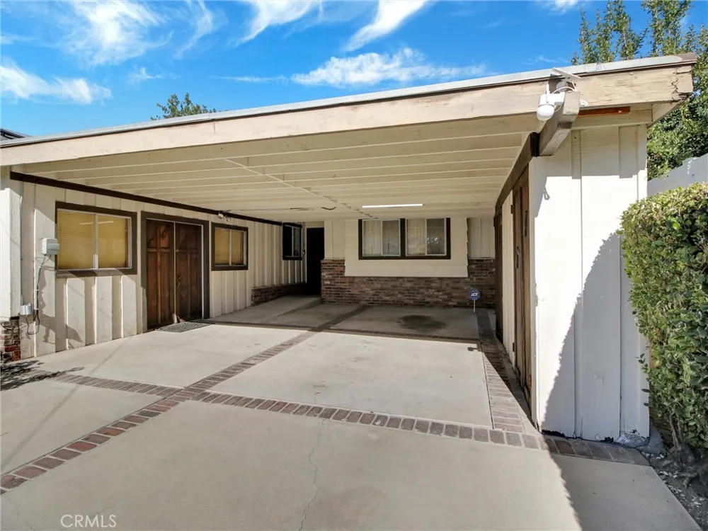6928 Tobias Avenue Van Nuys, CA 91405
