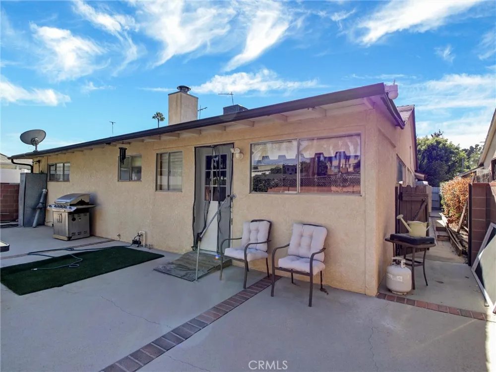 6928 Tobias Avenue Van Nuys, CA 91405