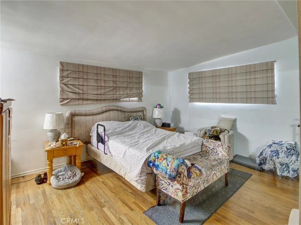 6928 Tobias Avenue Van Nuys, CA 91405