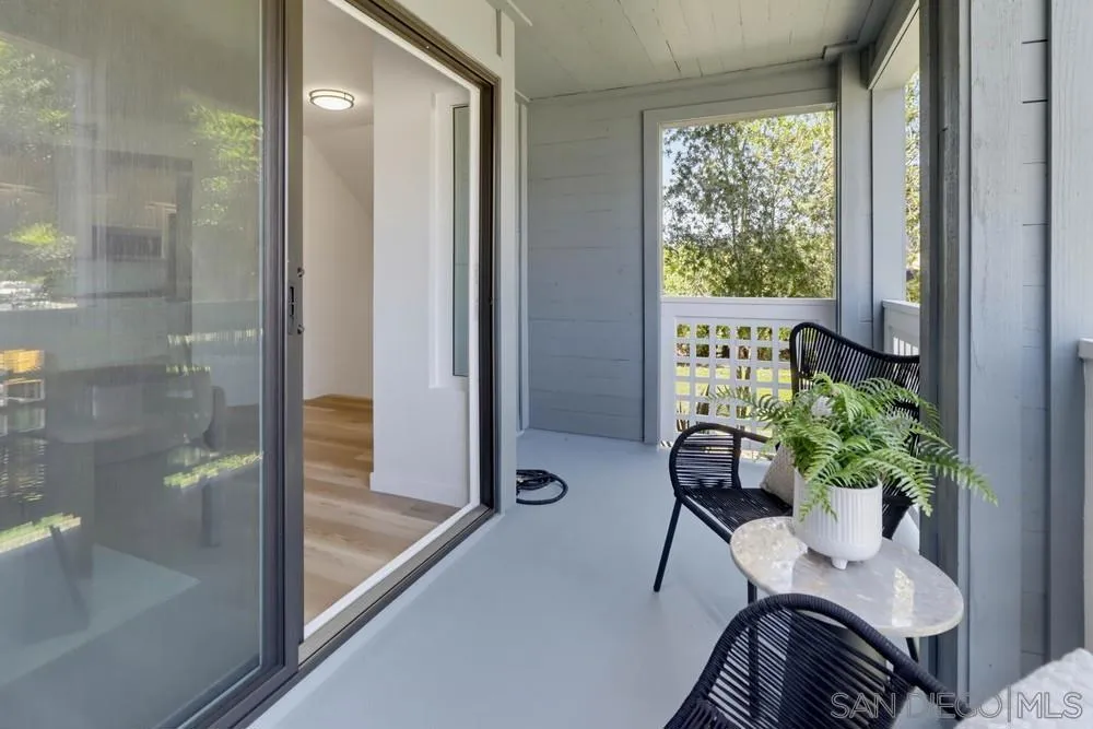 857 America Way Del Mar, CA 92014