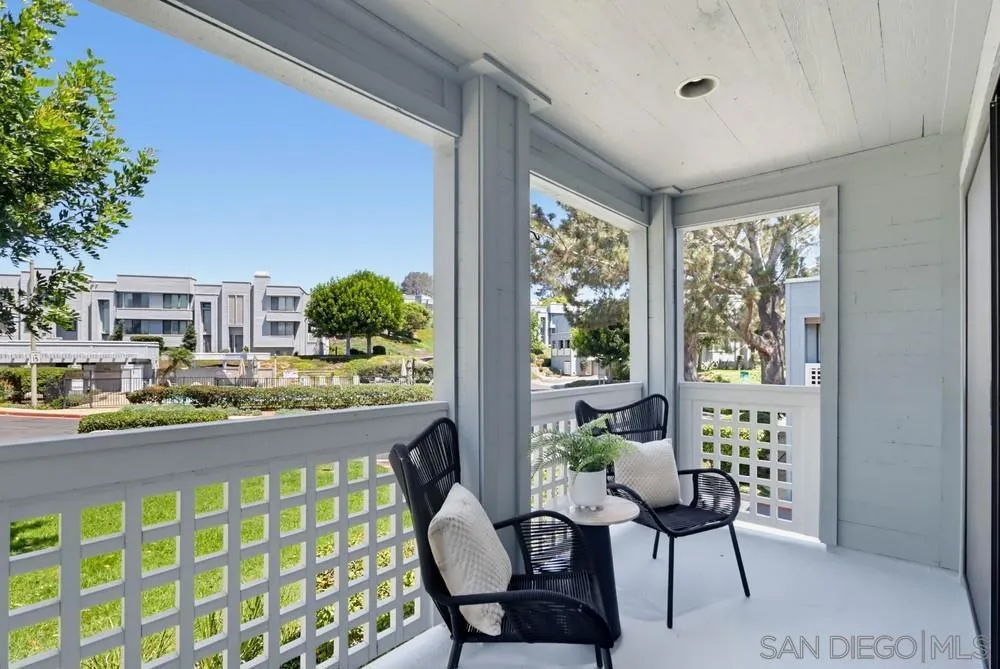 857 America Way Del Mar, CA 92014