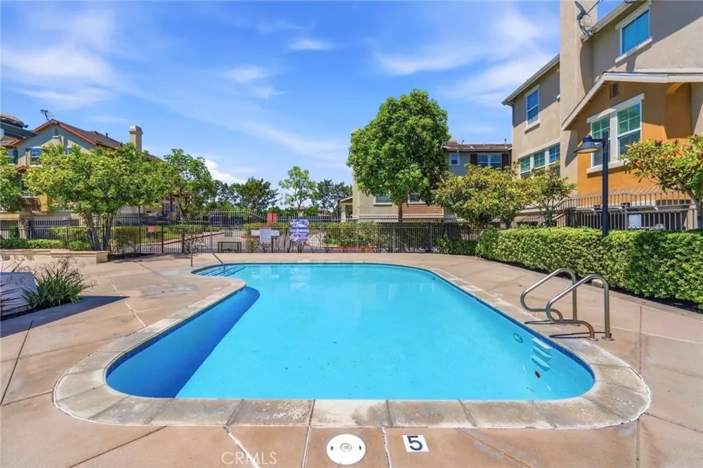 2043 Owens Drive Fullerton, CA 92833