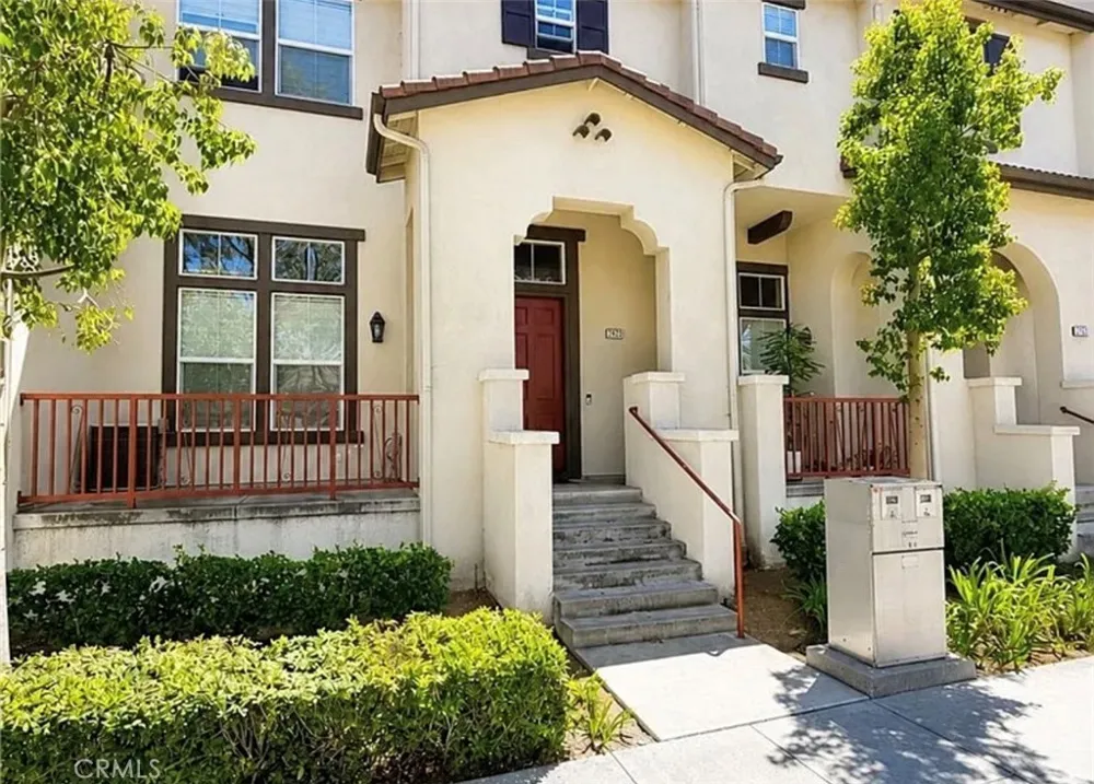 2043 Owens Drive Fullerton, CA 92833