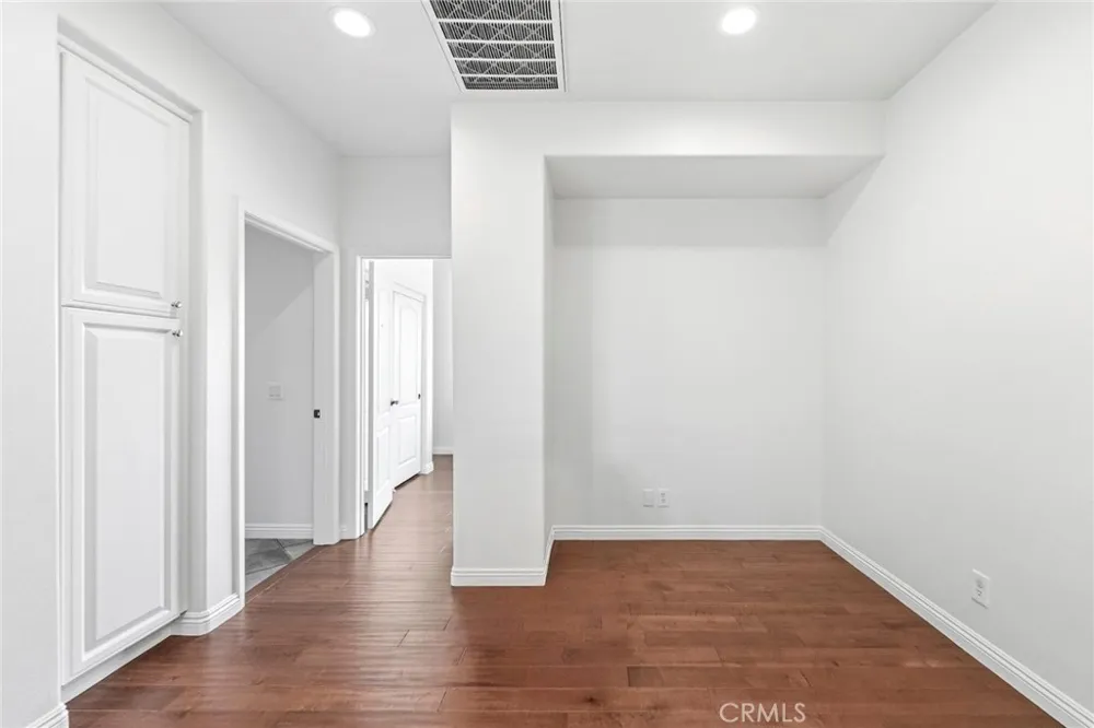 2043 Owens Drive Fullerton, CA 92833