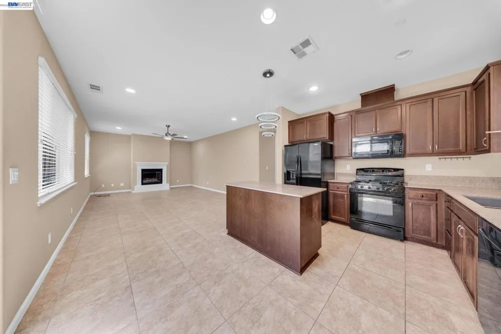 2321 Blue Ridge Ave Brentwood, CA 94513