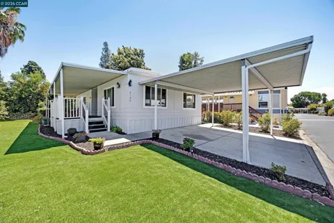 2184 Dalis Drive
