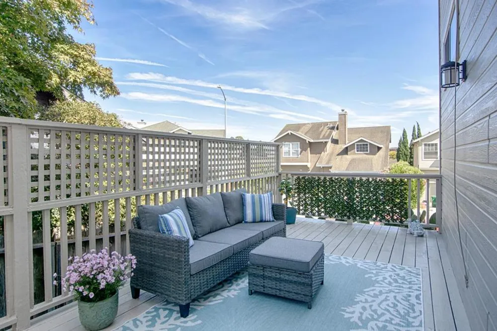 73 Firethorne Way Watsonville, CA 95076