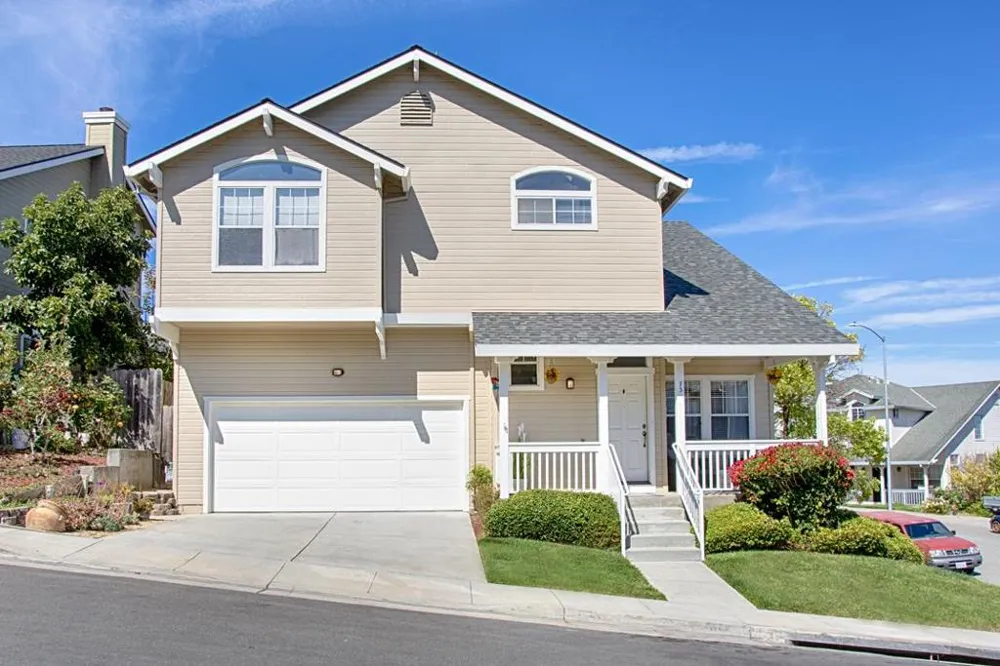 73 Firethorne Way Watsonville, CA 95076