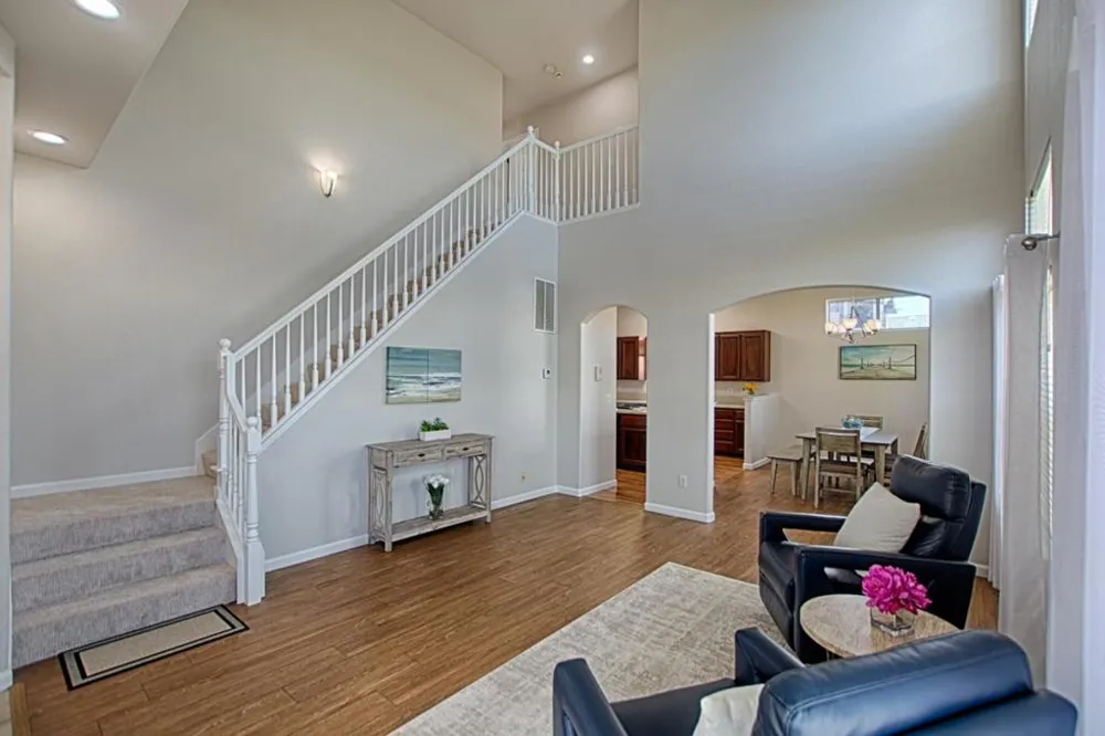 73 Firethorne Way Watsonville, CA 95076