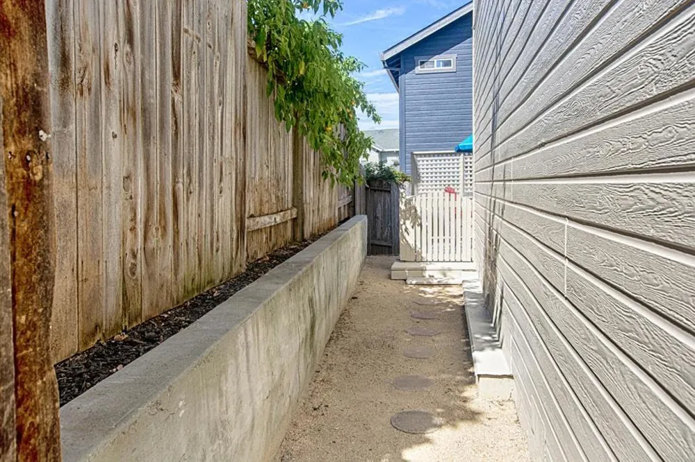 73 Firethorne Way Watsonville, CA 95076