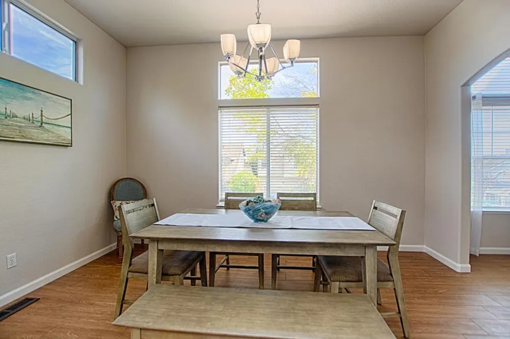 73 Firethorne Way Watsonville, CA 95076