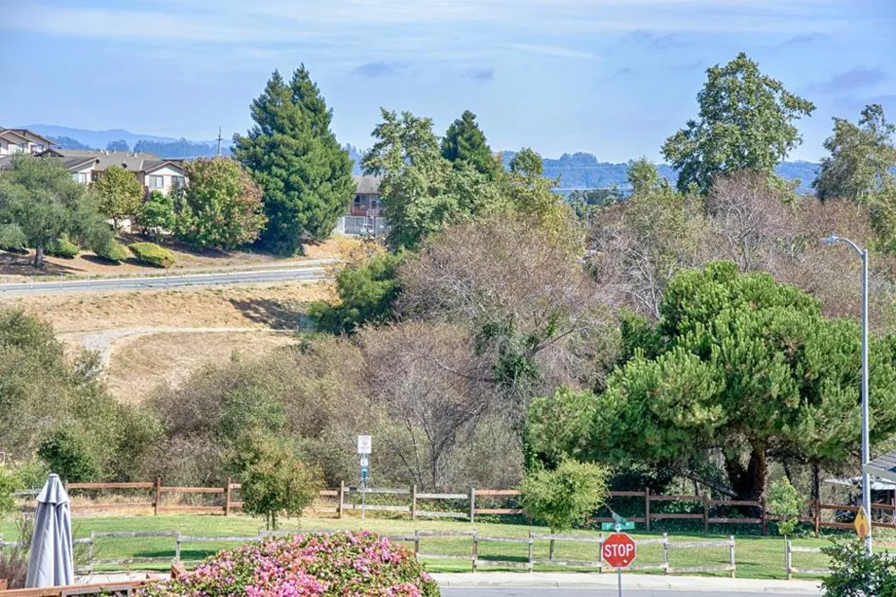 73 Firethorne Way Watsonville, CA 95076