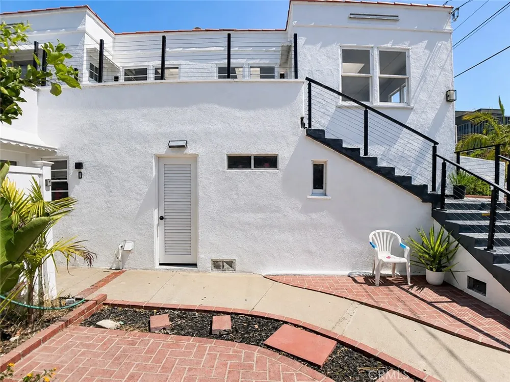 1147 24th Santa Monica, CA 90403