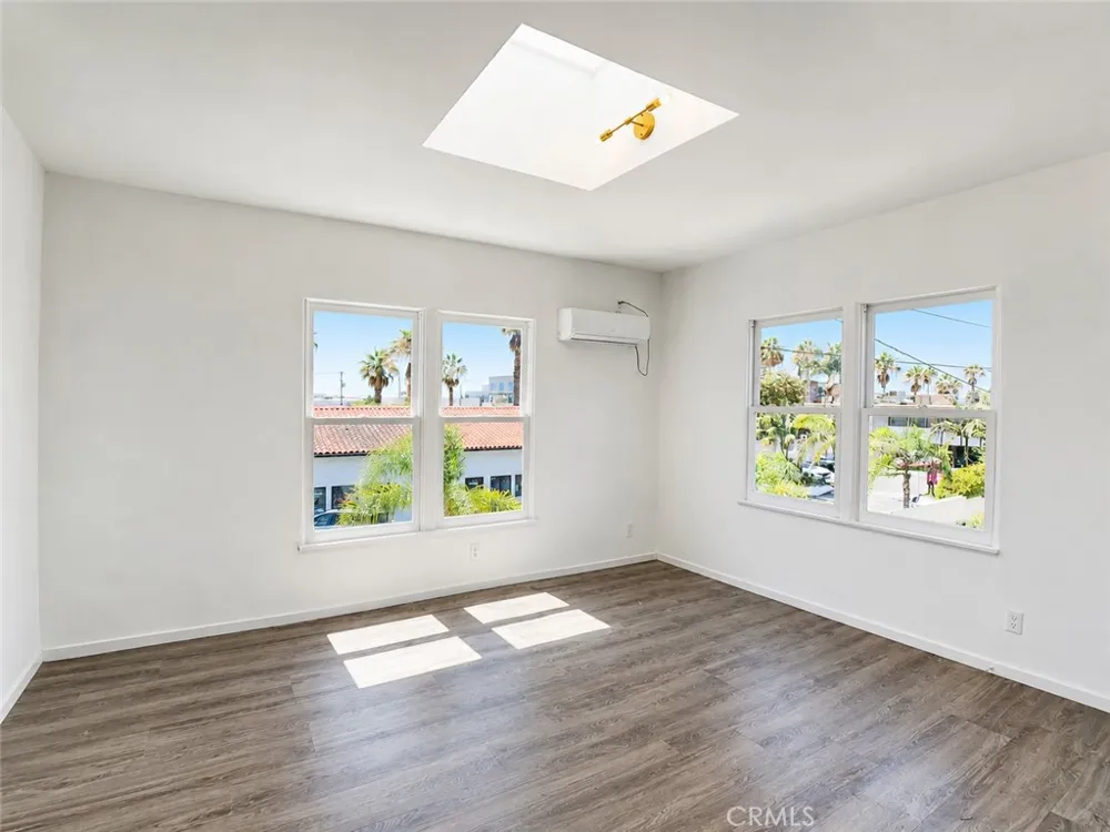 1147 24th Santa Monica, CA 90403