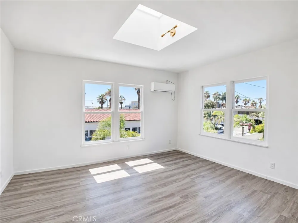 1147 24th Santa Monica, CA 90403