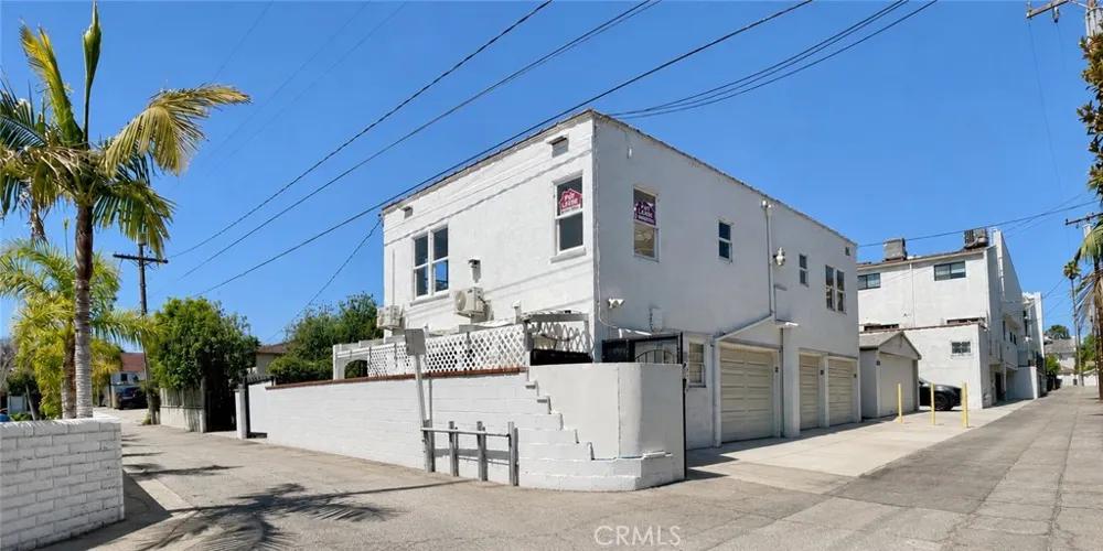 1147 24th Santa Monica, CA 90403