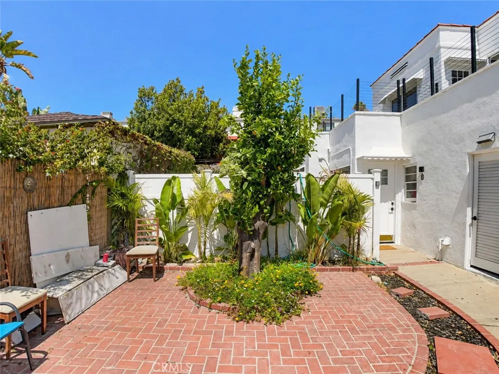 1147 24th Santa Monica, CA 90403