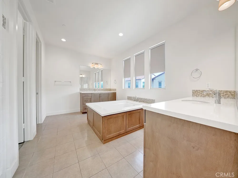 10382 Elizabeth Lane Buena Park, CA 90620