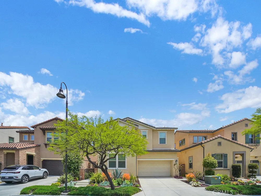 10382 Elizabeth Lane Buena Park, CA 90620