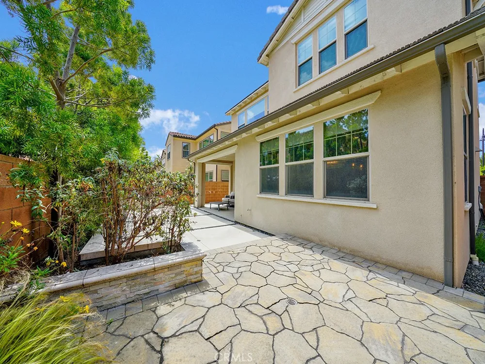 10382 Elizabeth Lane Buena Park, CA 90620