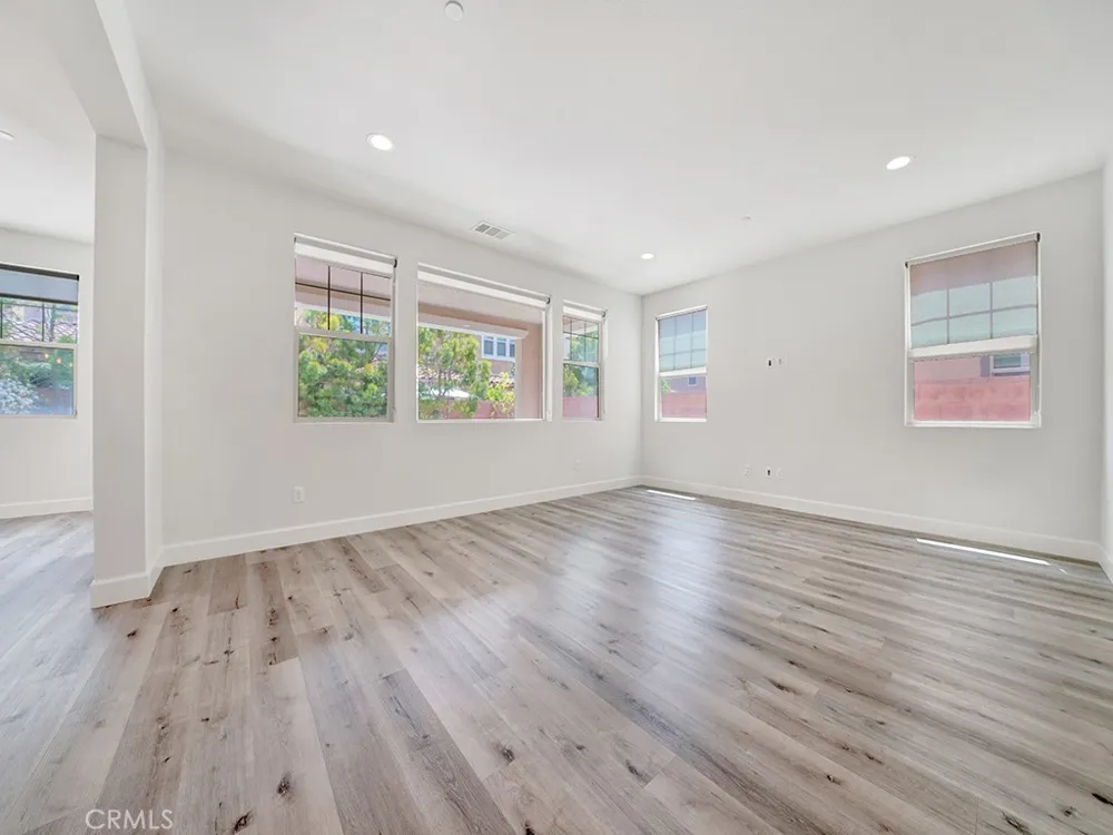 10382 Elizabeth Lane Buena Park, CA 90620