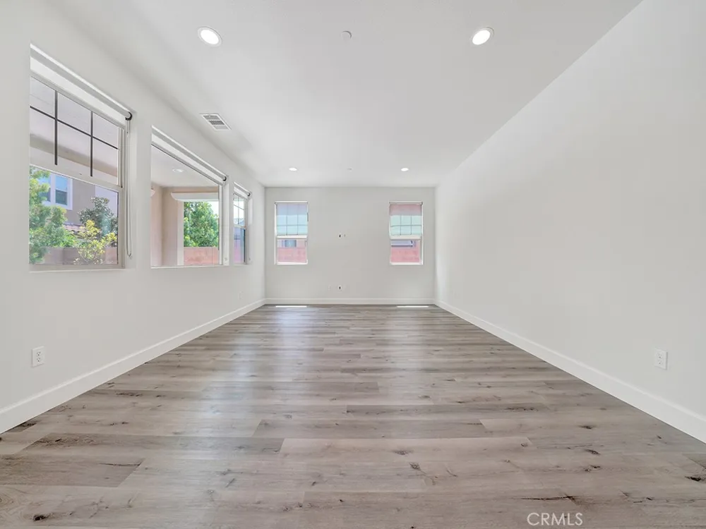 10382 Elizabeth Lane Buena Park, CA 90620