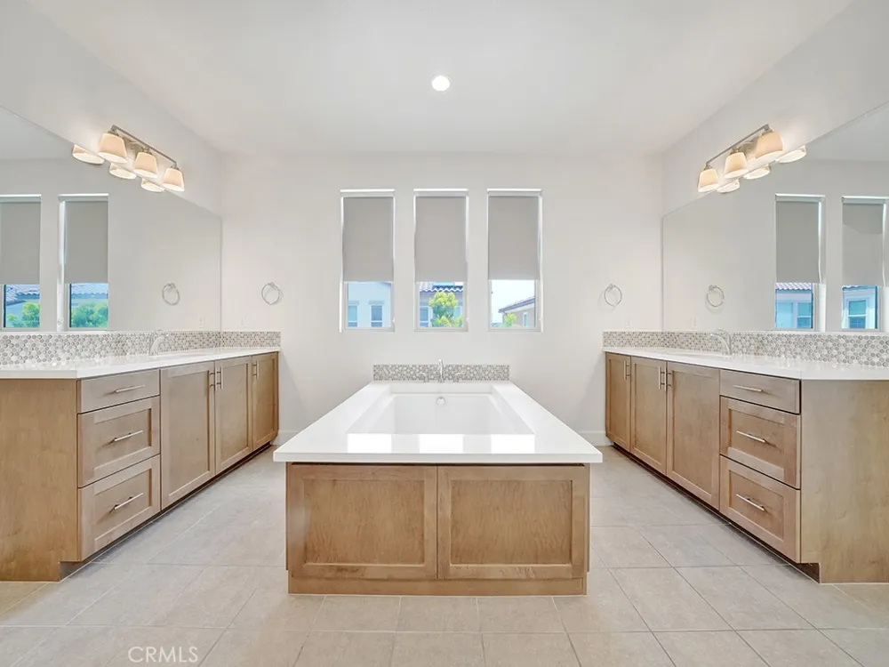 10382 Elizabeth Lane Buena Park, CA 90620