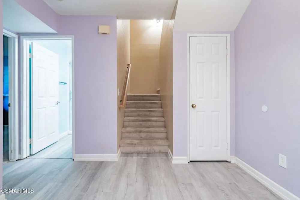 1043 Waltham Road #E Simi Valley, CA 93065