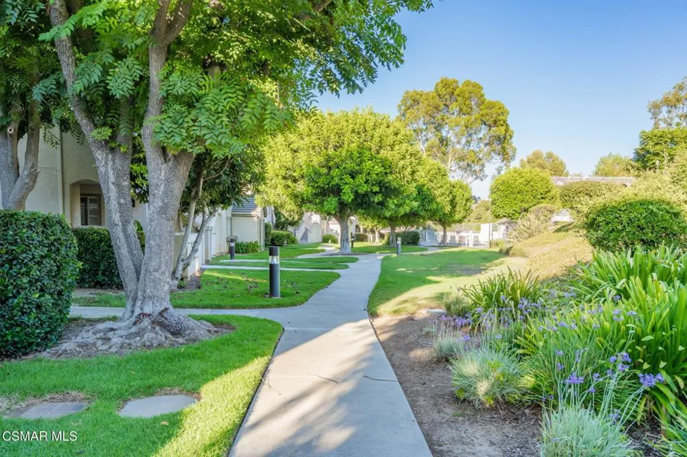 1043 Waltham Road #E Simi Valley, CA 93065