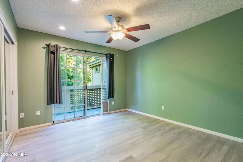1043 Waltham Road #E Simi Valley, CA 93065