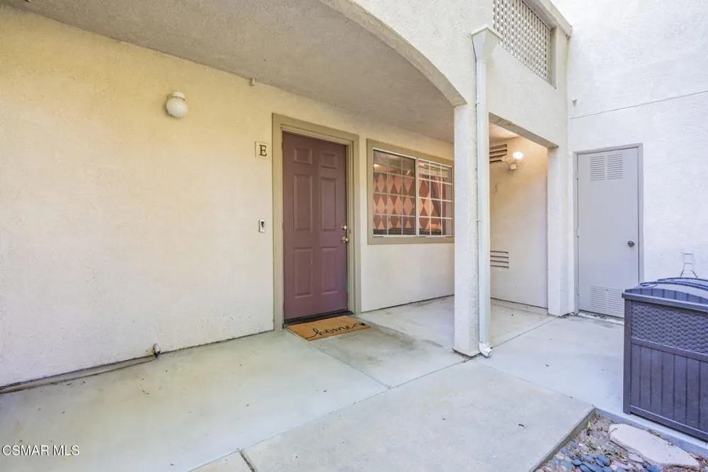 1043 Waltham Road #E Simi Valley, CA 93065
