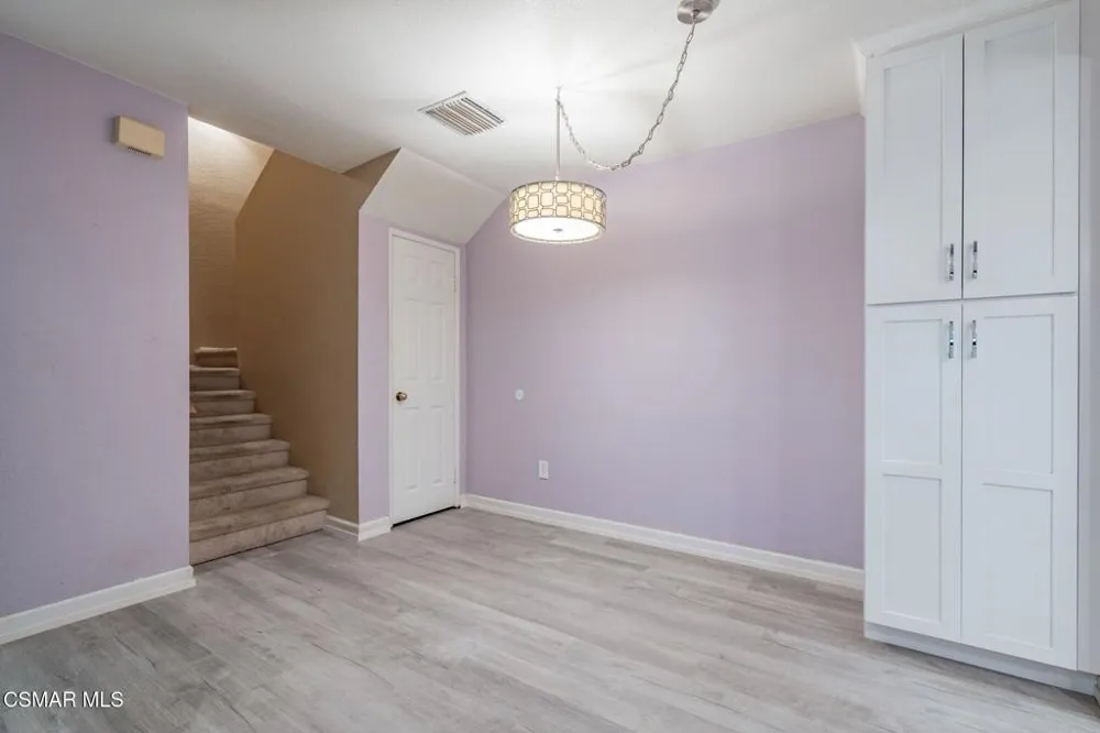 1043 Waltham Road #E Simi Valley, CA 93065