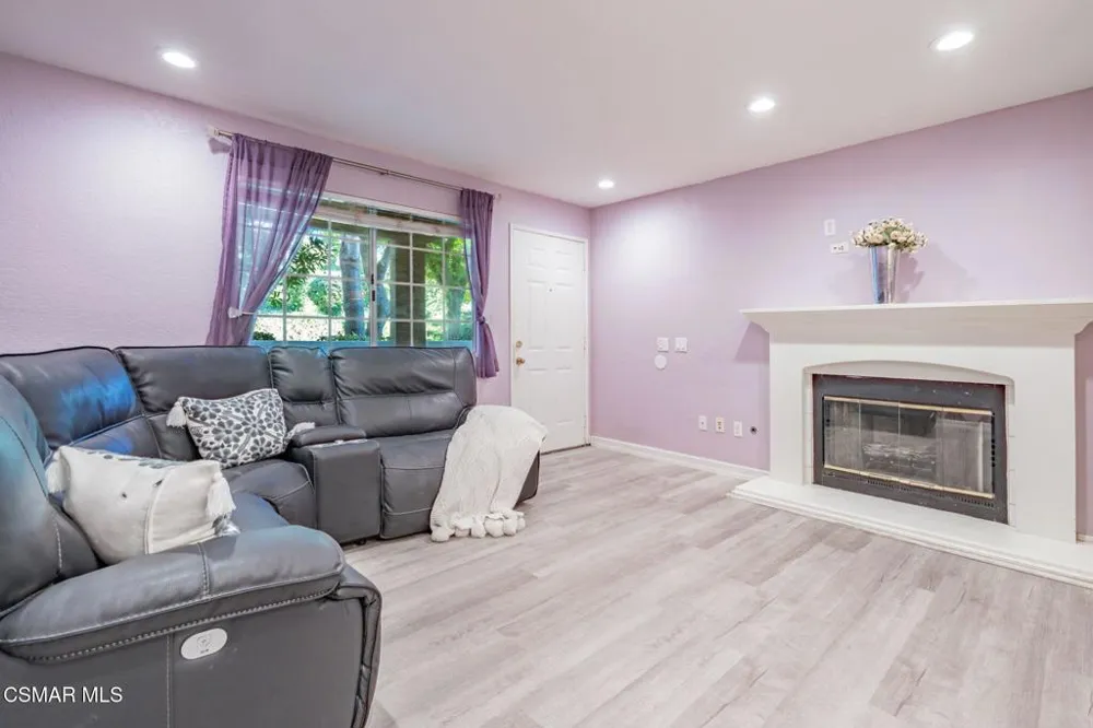 1043 Waltham Road #E Simi Valley, CA 93065