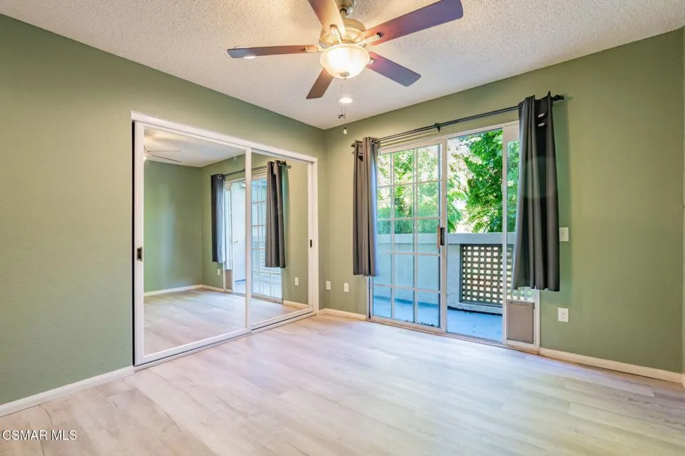 1043 Waltham Road #E Simi Valley, CA 93065