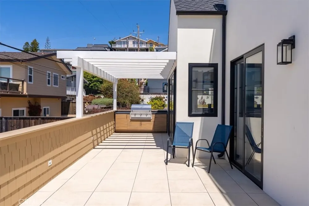 183 H Street Cayucos, CA 93430
