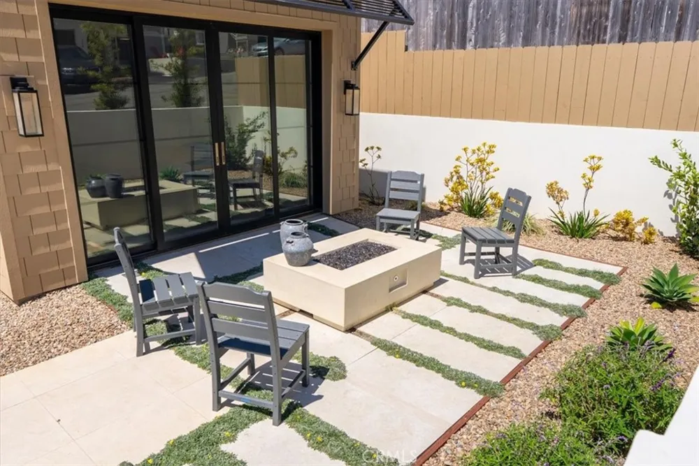 183 H Street Cayucos, CA 93430