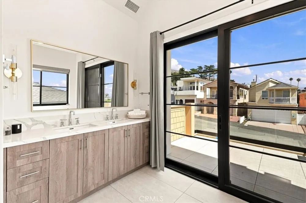 183 H Street Cayucos, CA 93430