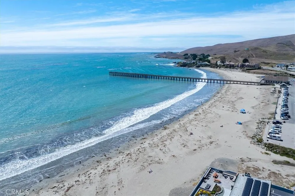183 H Street Cayucos, CA 93430