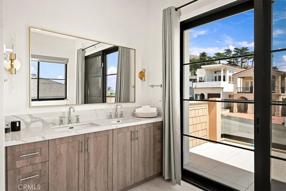 183 H Street Cayucos, CA 93430