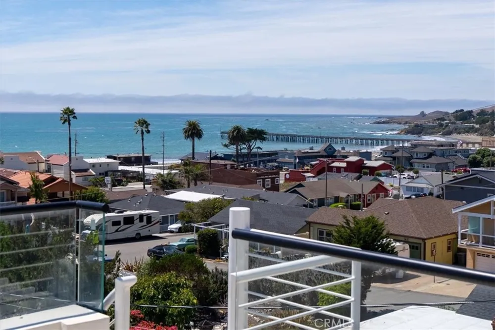 183 H Street Cayucos, CA 93430