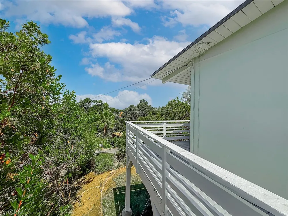 1496 Kathleen Drive Newbury Park, CA 91320