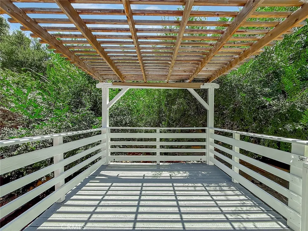 1496 Kathleen Drive Newbury Park, CA 91320