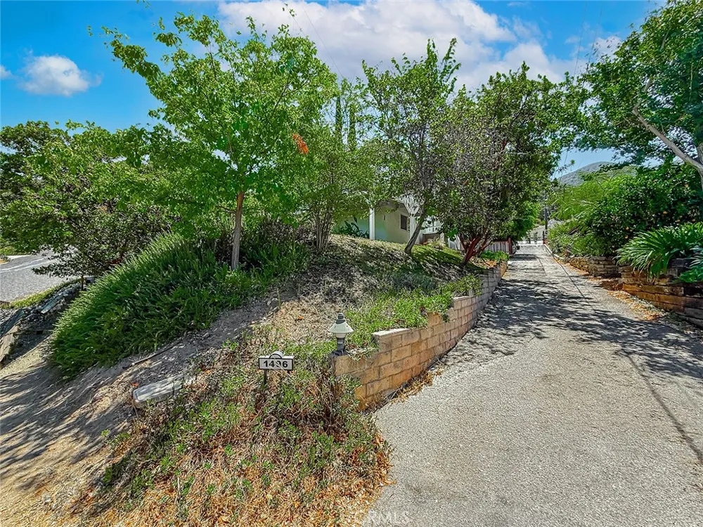 1496 Kathleen Drive Newbury Park, CA 91320