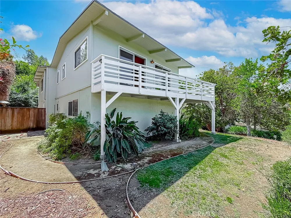 1496 Kathleen Drive Newbury Park, CA 91320
