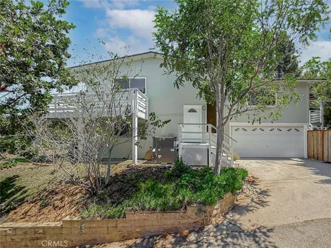 1496 Kathleen Drive